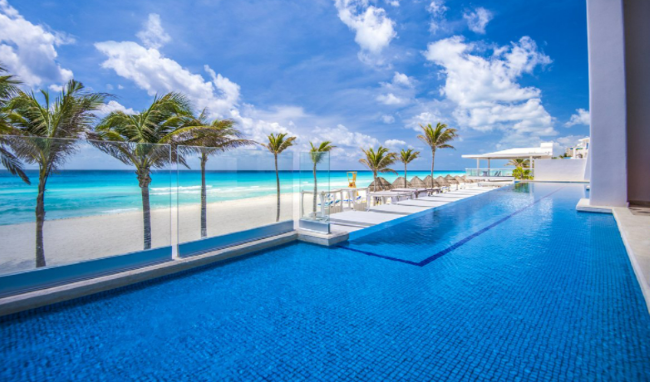 Features Are Available at Panama Jack Resorts Cancun-